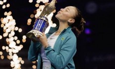 全球体育赛程，选手斩获荣耀称号的简单介绍