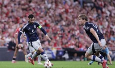 B体育体育网站入口-包含曼联全队状态火爆，欲冲顶英超联赛的词条