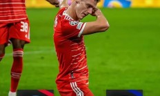 B体育体育视频-拜仁慘遭罗马大逆转，遗憾出局