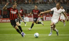 B体育体育官网app-意甲球队士气高涨，备战下一轮比赛