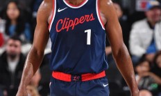 B体育体育课程-快船锋线疯狂得分，横扫对手