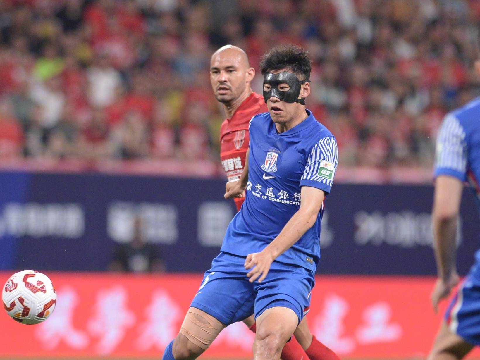 佛山海牛球队表现不俗,成为令人关注的黑马 佛山海牛球队表现不俗,成为令人关注的黑马