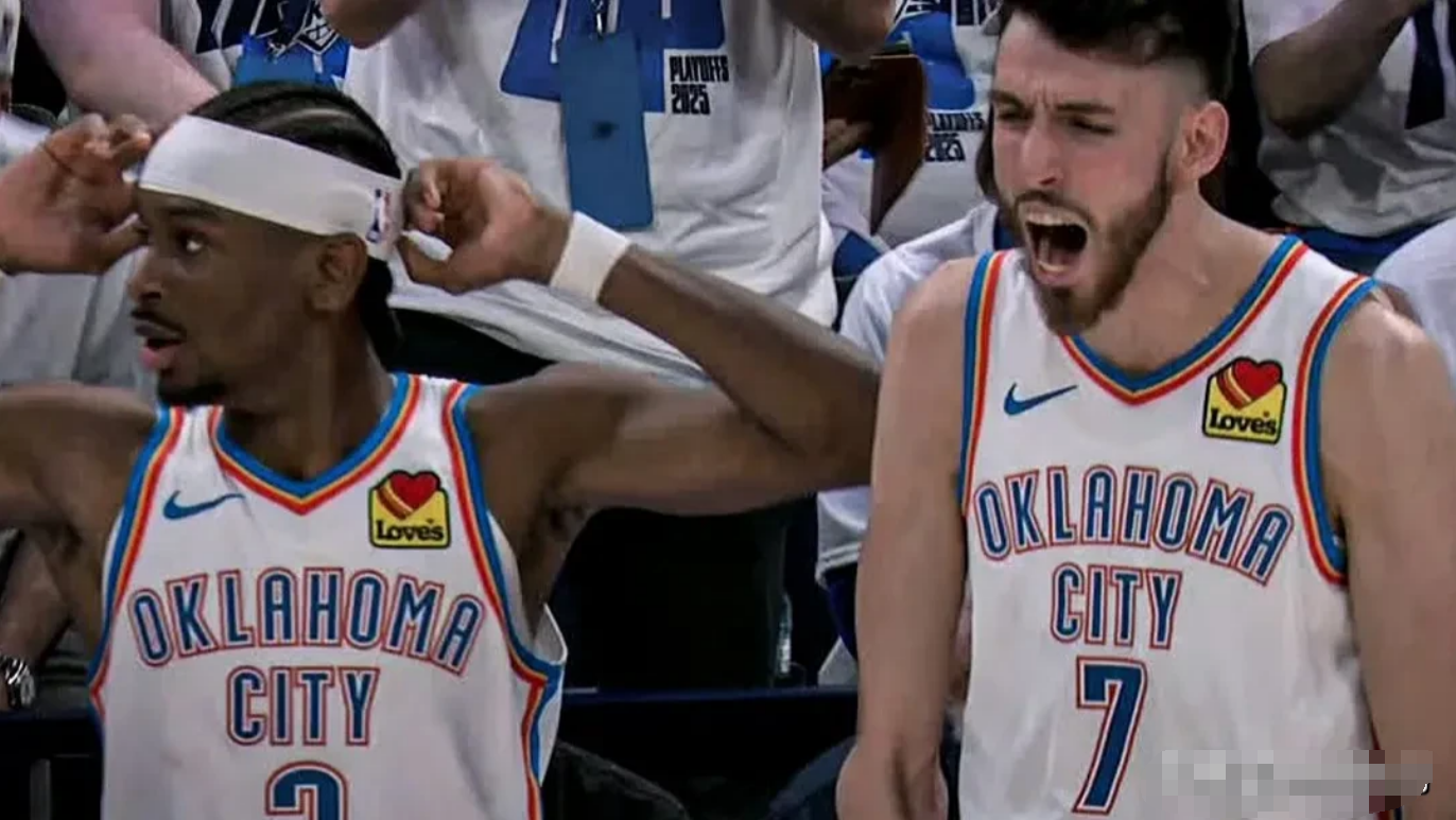 豪取七连胜!国王震撼击退灰熊 豪取七连胜!国王震撼击退灰熊