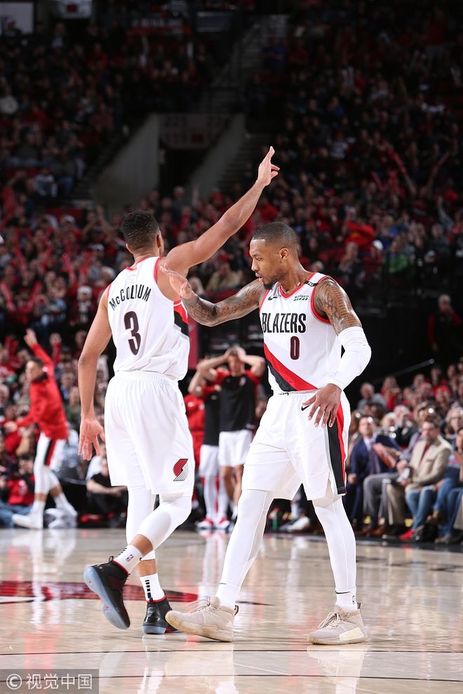 开拓者大胜黄蜂，豪取四连胜