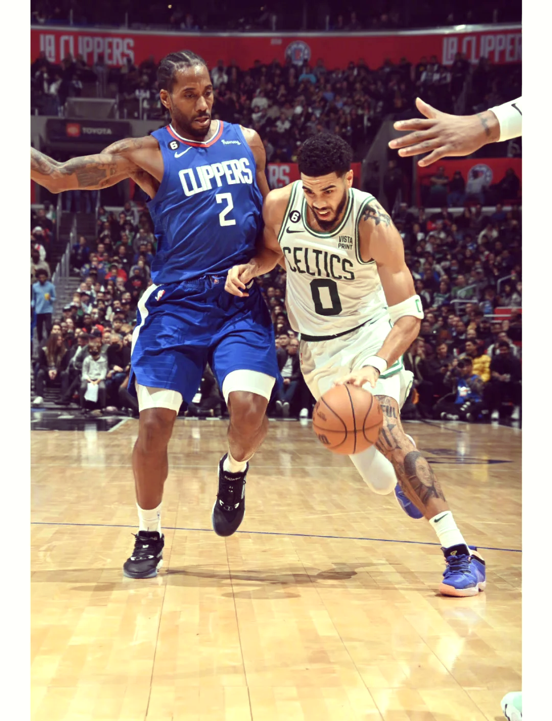 快船vs热火：莱昂纳德解决比赛，助球队获得连胜的简单介绍