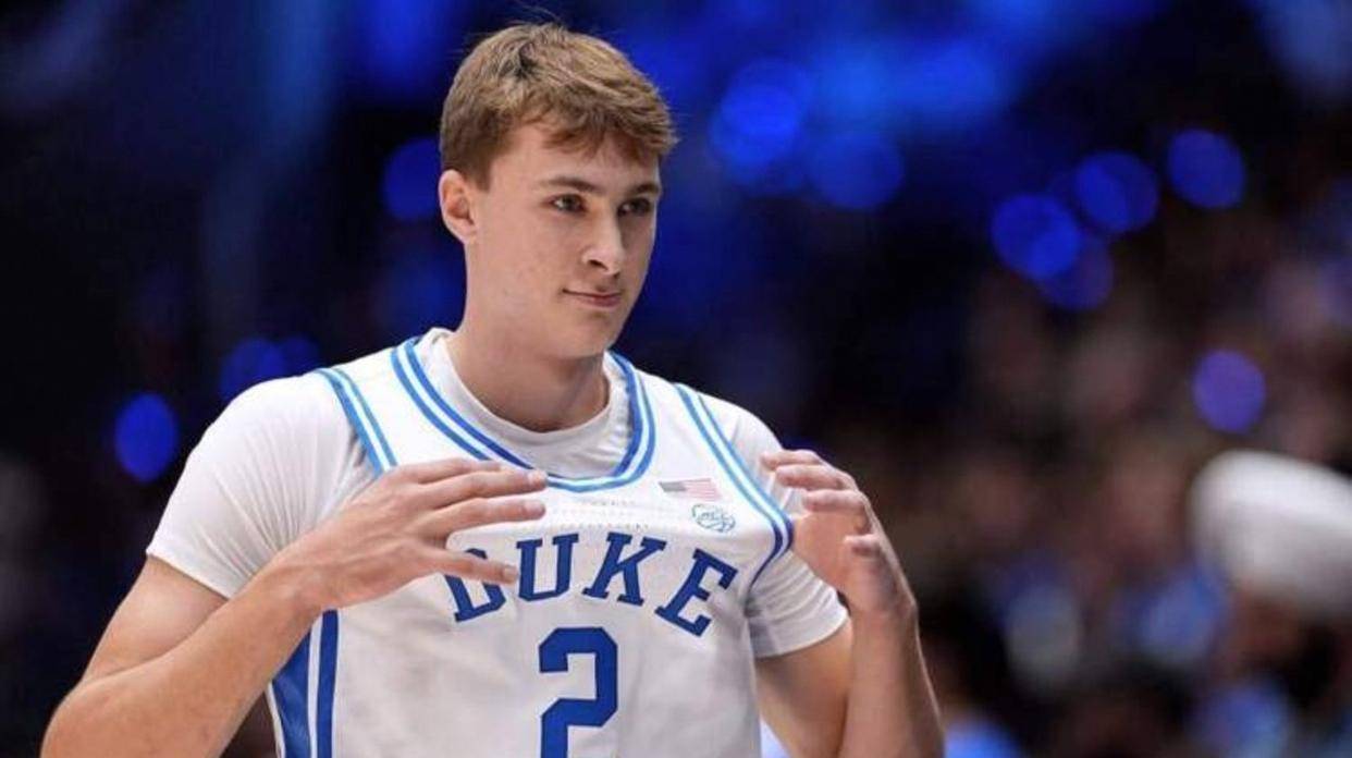 包含独行侠大胜雷霆，卢比奥30分高效率的词条