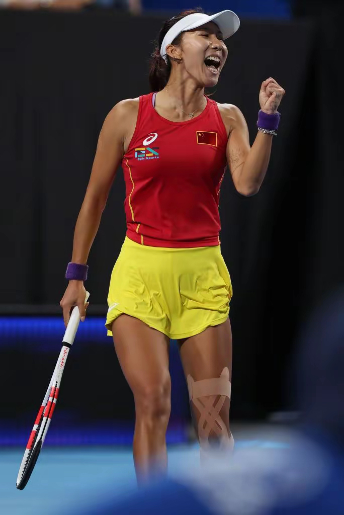 包含一场激动人心的足球比赛,女队拿下冠军!的词条 包含一场激动人心的足球比赛,女队拿下冠军!的词条